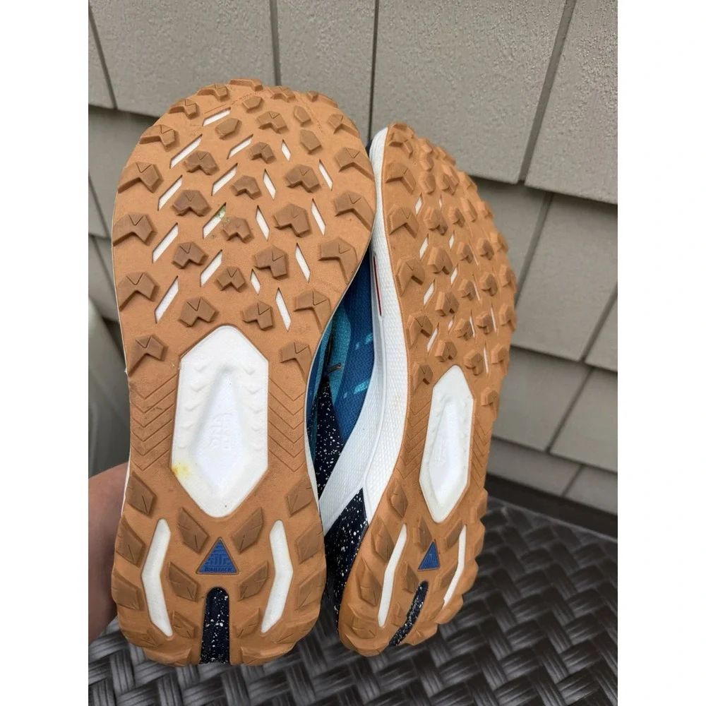 Brooks excellent used